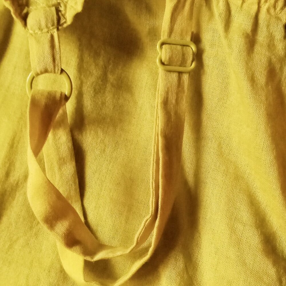 Sexy & Feminine Victoria's Secret Camisole Top - Picture 9 of 11
